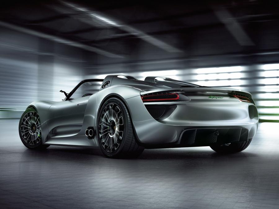  Porsche 918 Spyder Concept 2010 года  (фото 20 из 54)